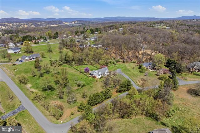 173 RIDGEVIEW DR, Berkeley Springs, WV 25411