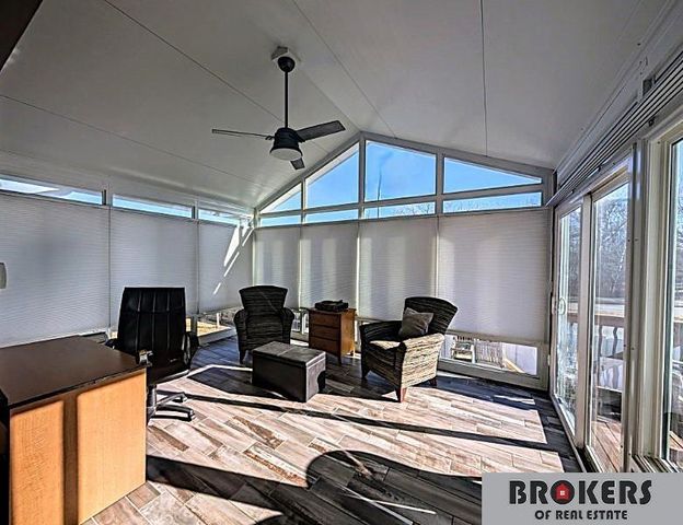 5230 N 13 Street, Lincoln, NE 68521