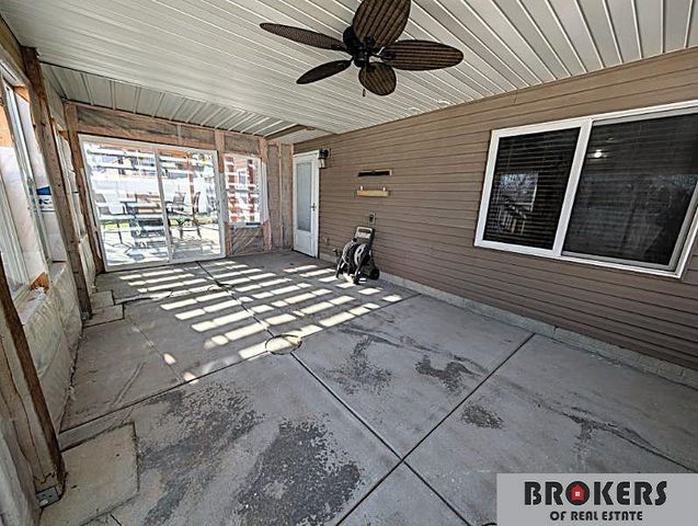 5230 N 13 Street, Lincoln, NE 68521