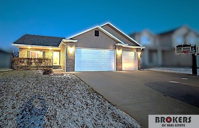 5230 N 13 Street, Lincoln, NE 68521