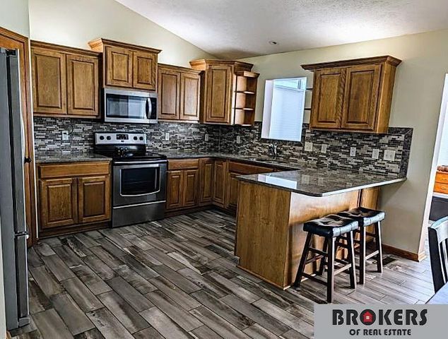 5230 N 13 Street, Lincoln, NE 68521