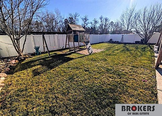5230 N 13 Street, Lincoln, NE 68521