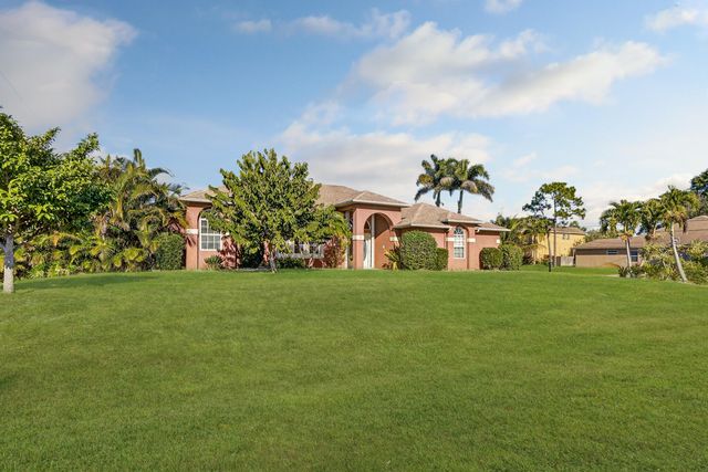 539 SE Nome Drive, Port St. Lucie, Port St Lucie, FL 34984