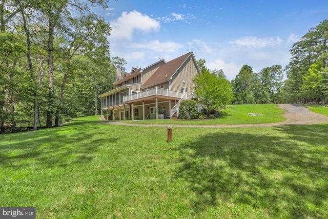 100 NAZARETH DR, Fort Valley, VA 22652