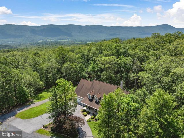 100 NAZARETH DR, Fort Valley, VA 22652