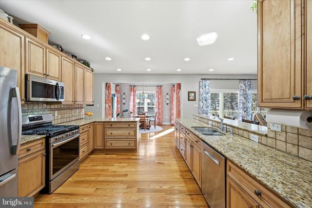 100 NAZARETH DR, Fort Valley, VA 22652