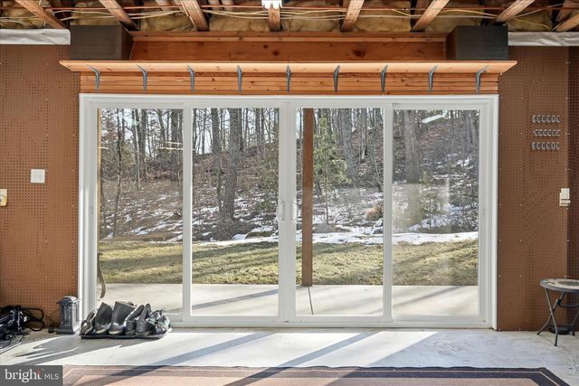 100 NAZARETH DR, Fort Valley, VA 22652