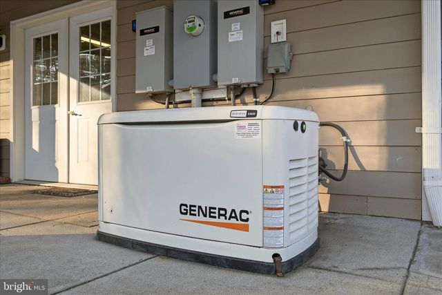 100 NAZARETH DR, Fort Valley, VA 22652