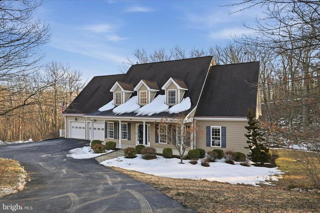 100 NAZARETH DR, Fort Valley, VA 22652