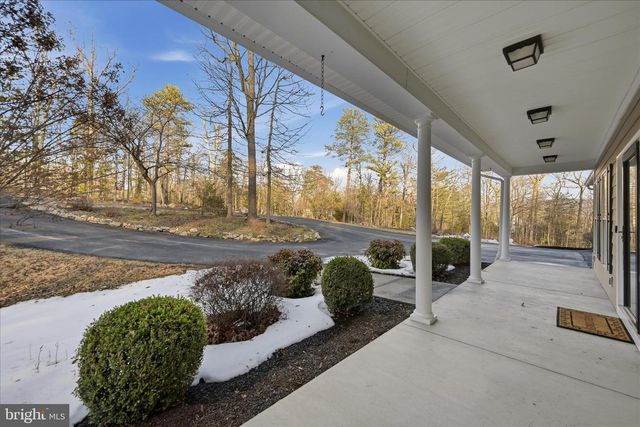 100 NAZARETH DR, Fort Valley, VA 22652