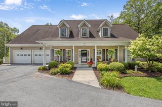 100 NAZARETH DR, Fort Valley, VA 22652