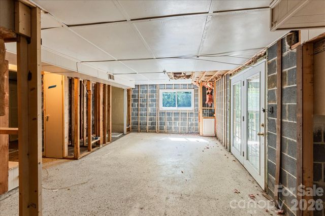 147 Barberry Heights Drive, Brevard, NC 28712