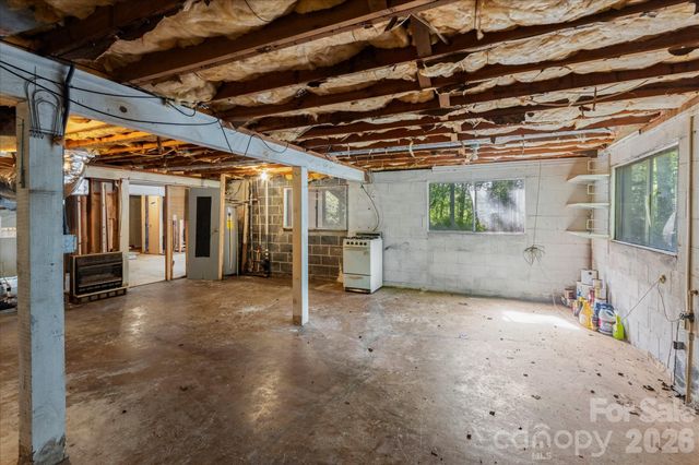 147 Barberry Heights Drive, Brevard, NC 28712