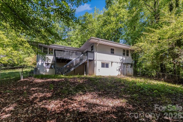 147 Barberry Heights Drive, Brevard, NC 28712