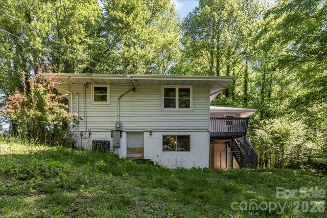 147 Barberry Heights Drive, Brevard, NC 28712