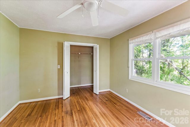 147 Barberry Heights Drive, Brevard, NC 28712