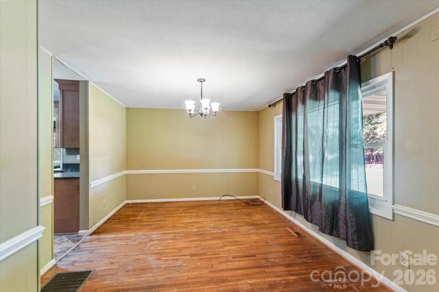 147 Barberry Heights Drive, Brevard, NC 28712
