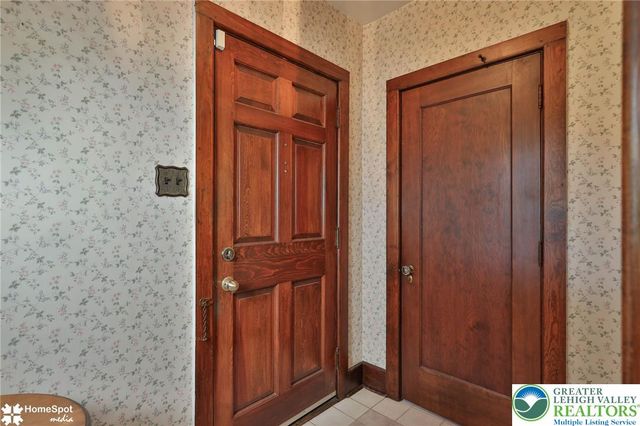 525 7th Avenue, Bethlehem City, PA 18018