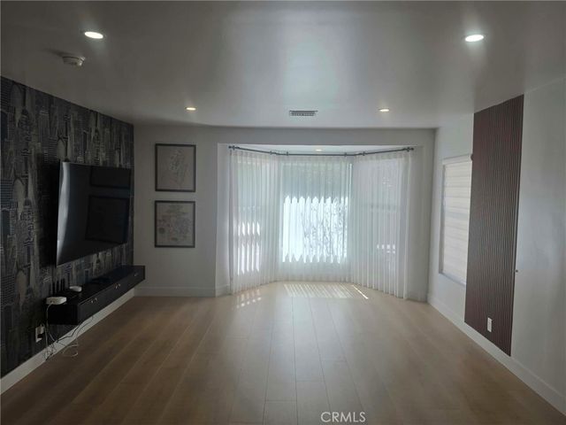 524 S Astell, West Covina, CA 91790