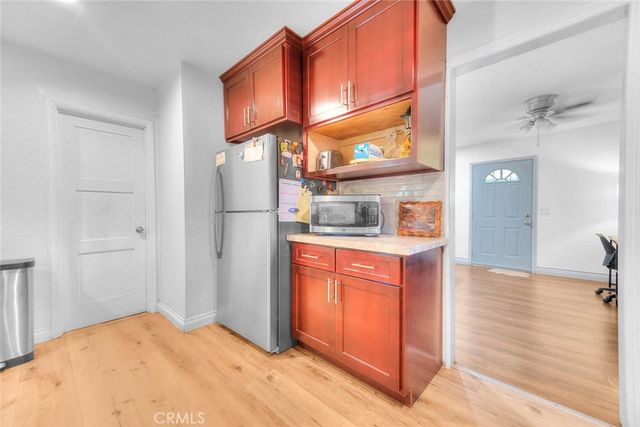 17788 San Bernardino, Fontana, CA 92335