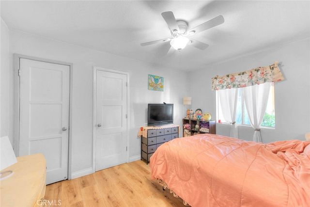17788 San Bernardino, Fontana, CA 92335