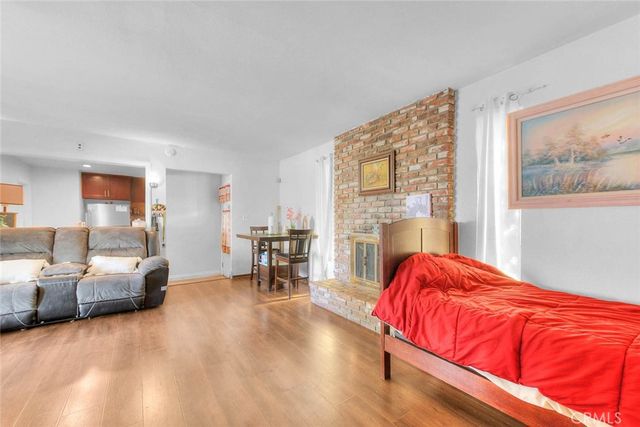 17788 San Bernardino, Fontana, CA 92335