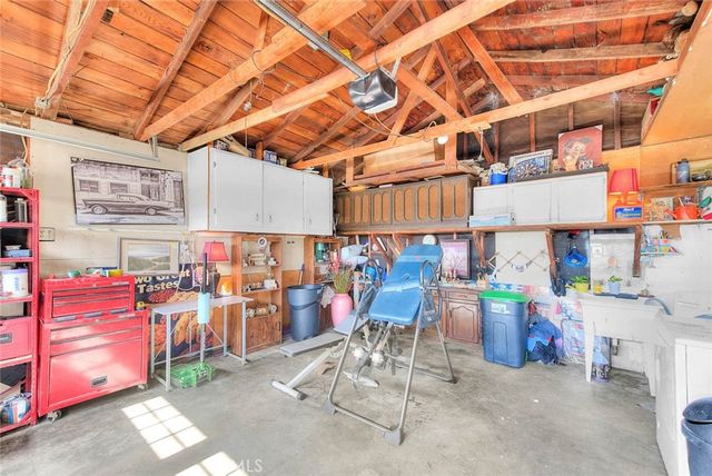 17788 San Bernardino, Fontana, CA 92335