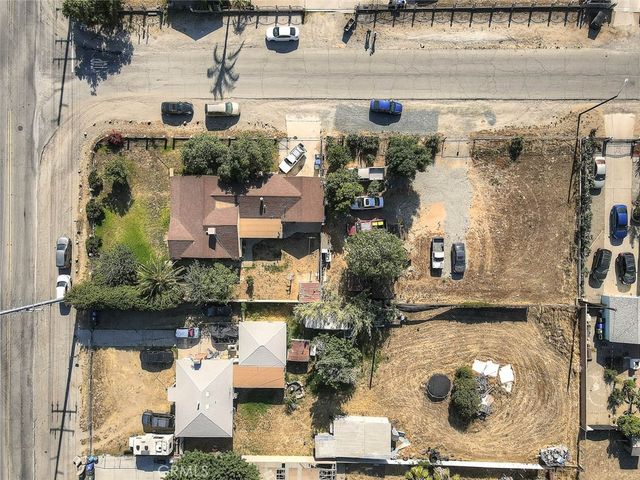 17788 San Bernardino, Fontana, CA 92335