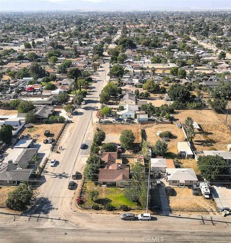 17788 San Bernardino, Fontana, CA 92335