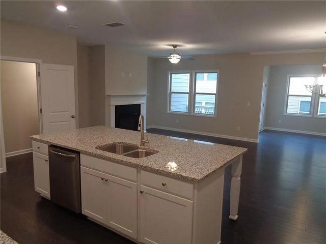 669 Lansing Grove Way, Lawrenceville, GA 30043