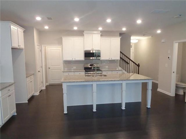 669 Lansing Grove Way, Lawrenceville, GA 30043