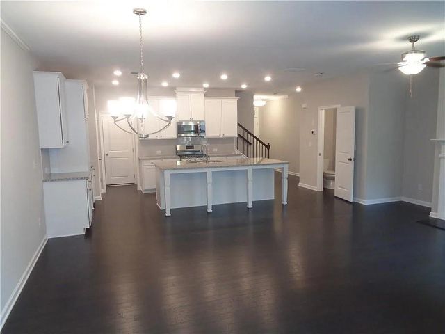 669 Lansing Grove Way, Lawrenceville, GA 30043