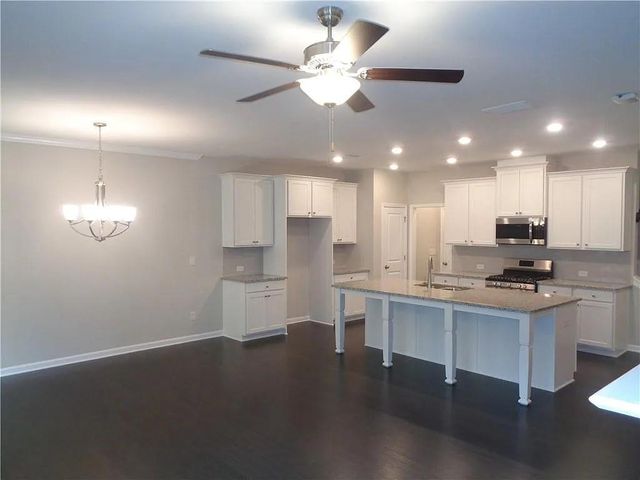 669 Lansing Grove Way, Lawrenceville, GA 30043