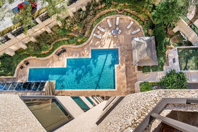 2001 Holcombe Boulevard 803, Houston, TX 77030