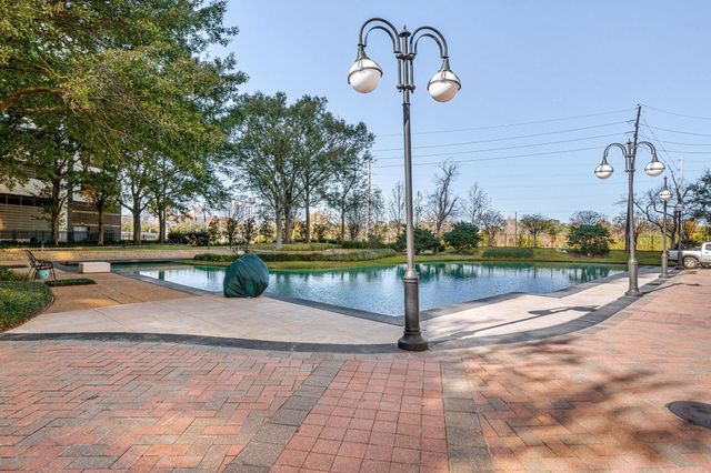 2001 Holcombe Boulevard 803, Houston, TX 77030