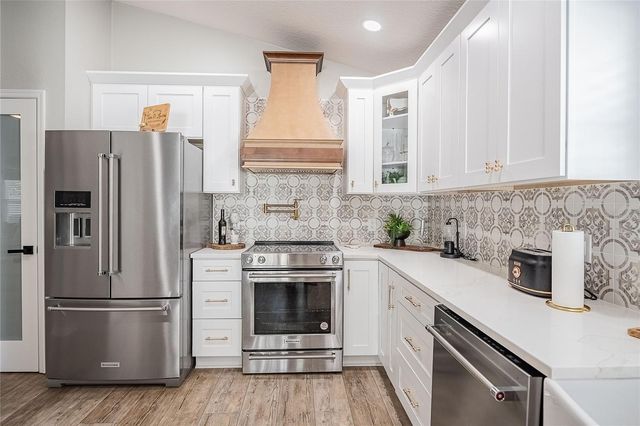 2524 SIENA WAY, Valrico, FL 33596