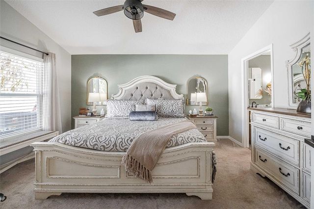 2524 SIENA WAY, Valrico, FL 33596