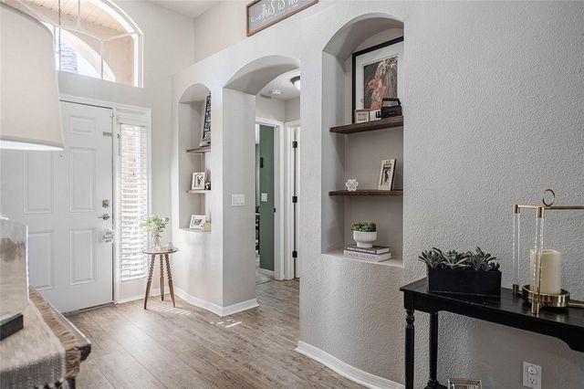 2524 SIENA WAY, Valrico, FL 33596