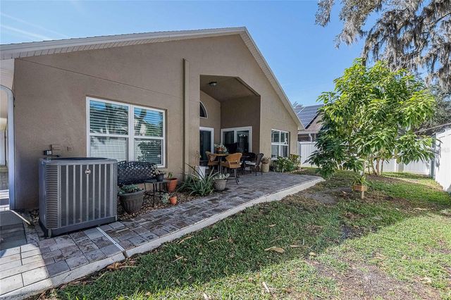 2524 SIENA WAY, Valrico, FL 33596