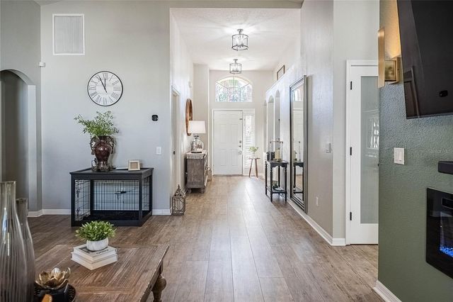 2524 SIENA WAY, Valrico, FL 33596