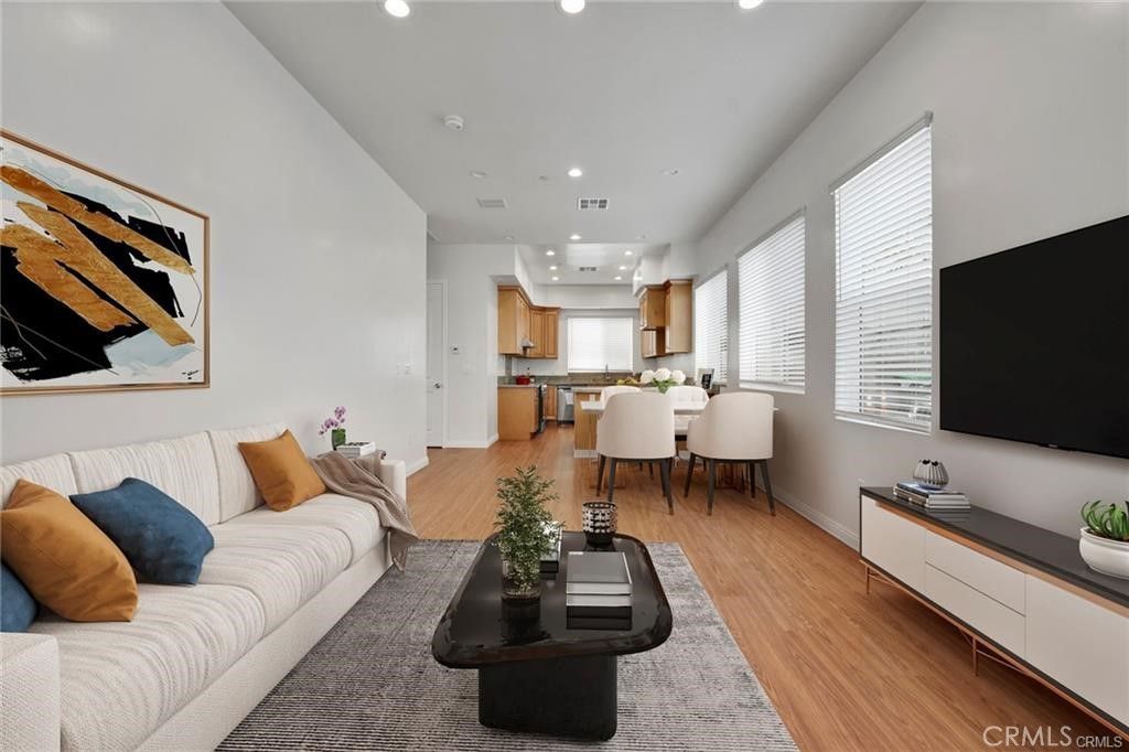 320 A S. Lincoln Avenue, Monterey Park, CA 91755