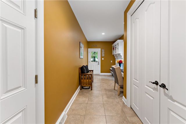 201 MacFadden Dr, Pine Twp, PA 15044