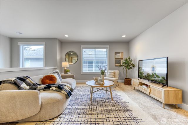 13424 Little Bear Creek Place, Woodinville, WA 98072