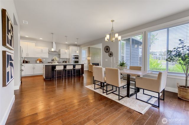 13424 Little Bear Creek Place, Woodinville, WA 98072