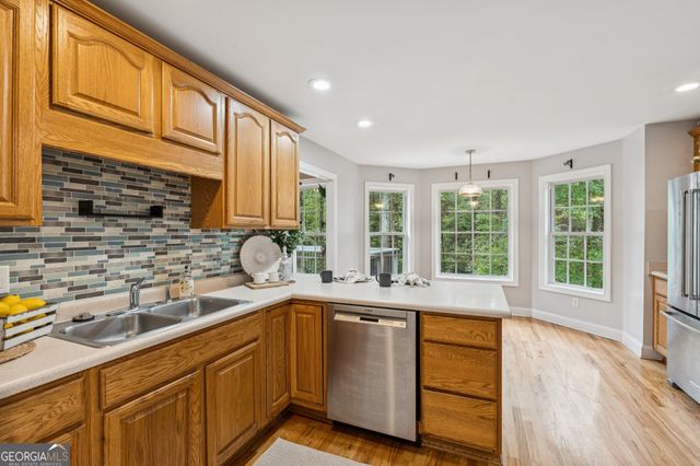 1060 Regency Park Drive, Braselton, GA 30517