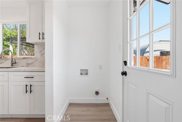 910 E 107th Street, Los Angeles, CA 90002