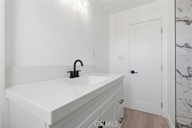 910 E 107th Street, Los Angeles, CA 90002