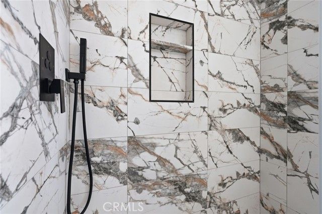 910 E 107th Street, Los Angeles, CA 90002