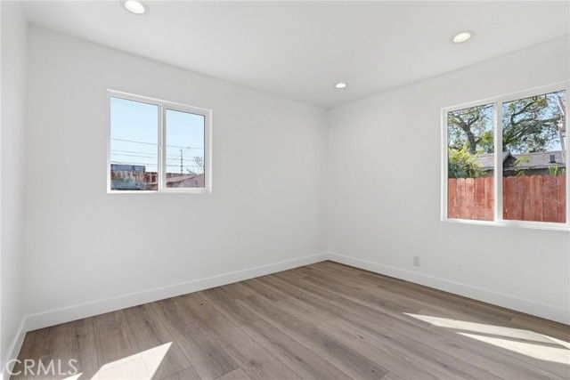 910 E 107th Street, Los Angeles, CA 90002