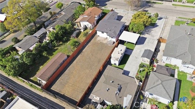 910 E 107th Street, Los Angeles, CA 90002